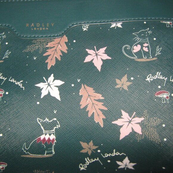 Like New Radley London Forest Friends (Green) Ziptop Crossbody Bag - Picture 3 of 14